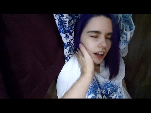 ❤️ Нашел сестренку в шкафу и помог кончить ❤️ Секс ролики на нашем сайте ❌❤